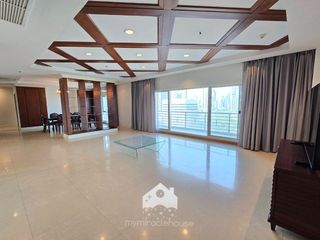 For rent 5 bed apartment in Pathum Wan, Bangkok