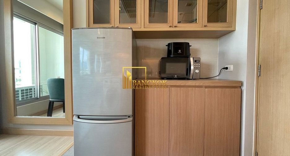 Apartamento con servicios en alquiler de 1 habitaciones en Khlong Toei, Bangkok