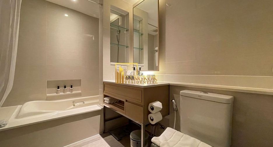 Apartamento con servicios en alquiler de 1 habitaciones en Khlong Toei, Bangkok