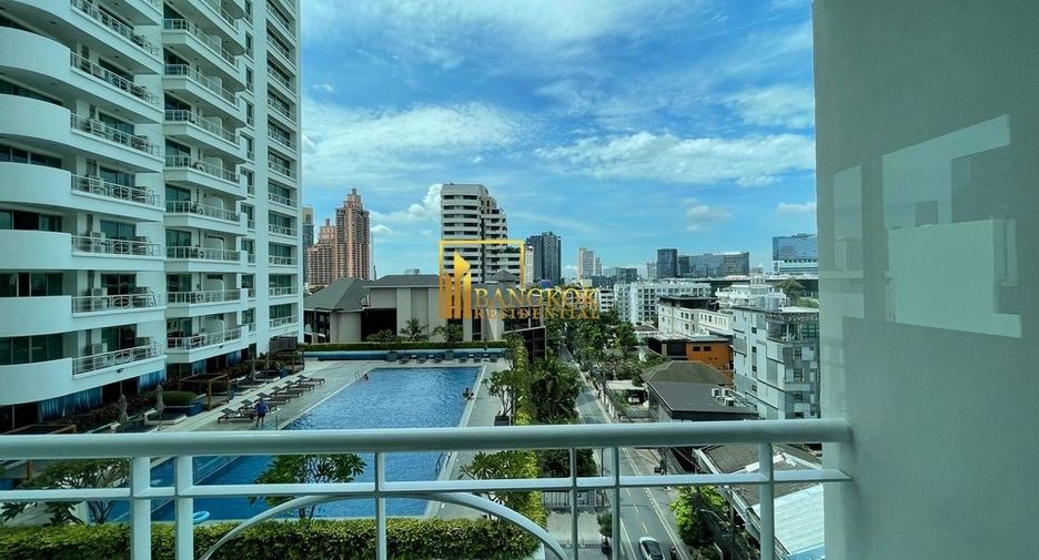 Apartamento con servicios en alquiler de 1 habitaciones en Khlong Toei, Bangkok