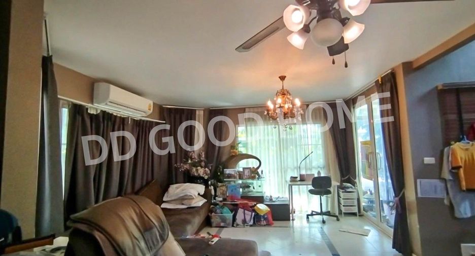 À vendre 3 chambres maison à Bang Bua Thong, Nonthaburi