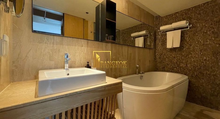 For rent 2 bedrooms serviced apartment in Watthana, Bangkok
