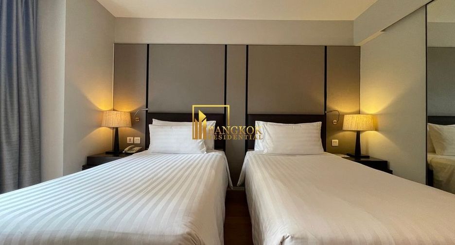 For rent 2 bedrooms serviced apartment in Watthana, Bangkok