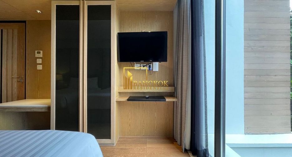 For rent 2 bedrooms serviced apartment in Watthana, Bangkok