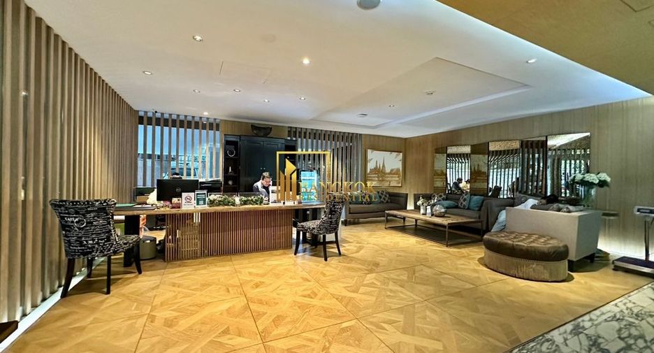For rent 2 bedrooms serviced apartment in Watthana, Bangkok