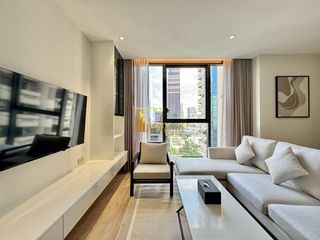 Apartamento con servicios en alquiler de 2 habitaciones en Khlong Toei, Bangkok