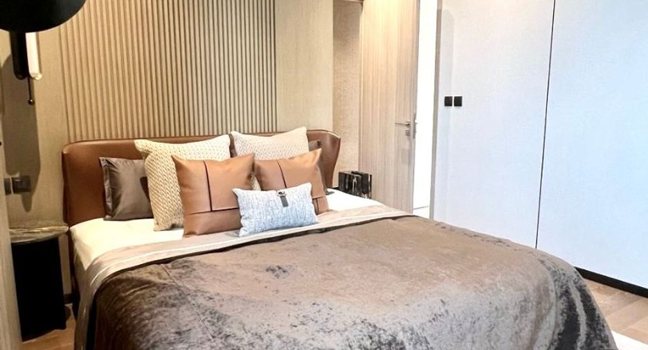 For rent 2 bedrooms condo in Pathum Wan, Bangkok