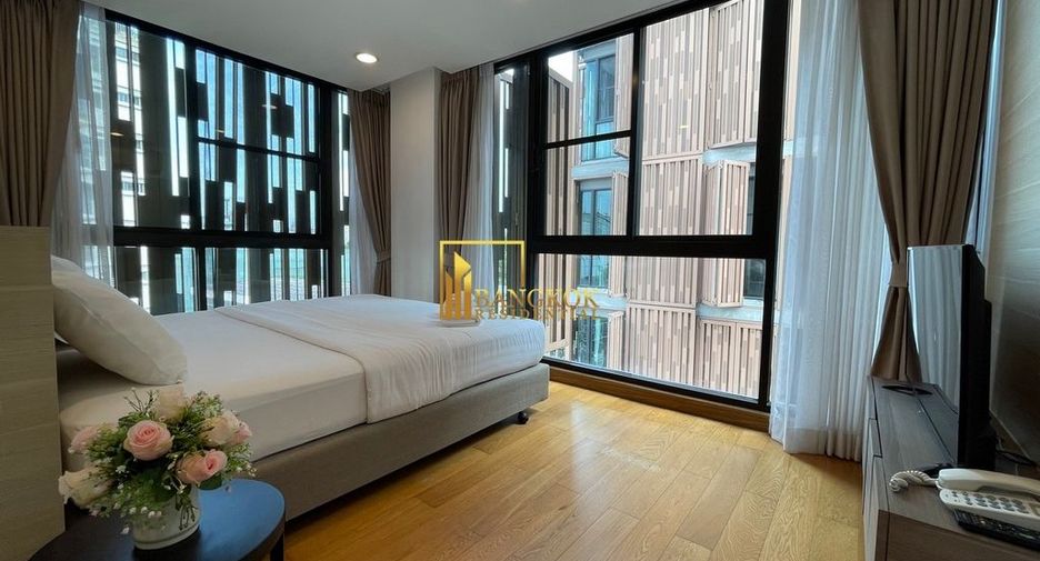 For rent 2 bedrooms serviced apartment in Watthana, Bangkok