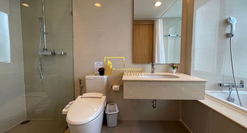 For rent 2 bedrooms serviced apartment in Watthana, Bangkok