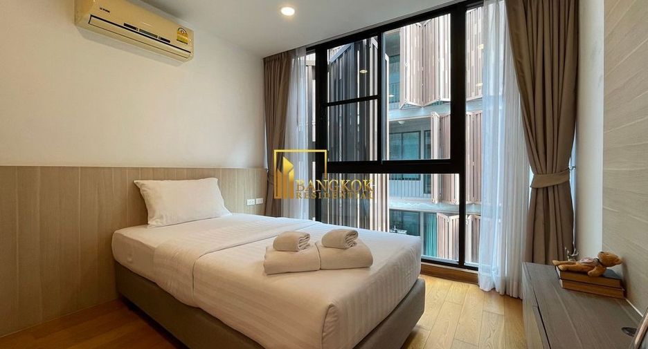 For rent 2 bedrooms serviced apartment in Watthana, Bangkok