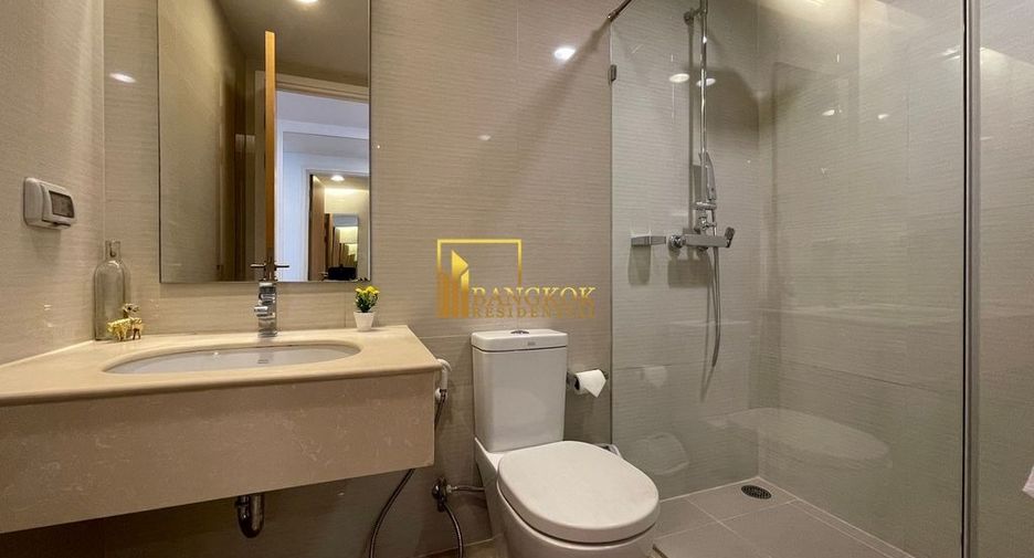 For rent 2 bedrooms serviced apartment in Watthana, Bangkok