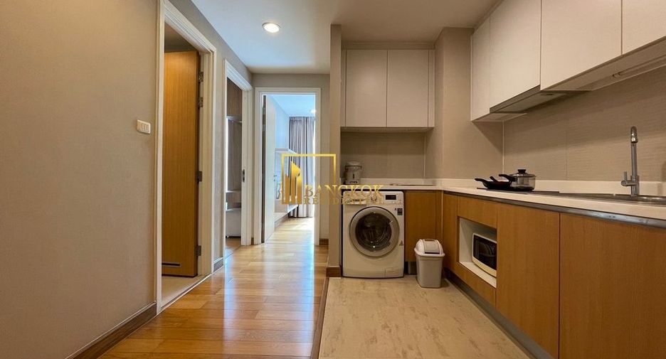 For rent 2 bedrooms serviced apartment in Watthana, Bangkok