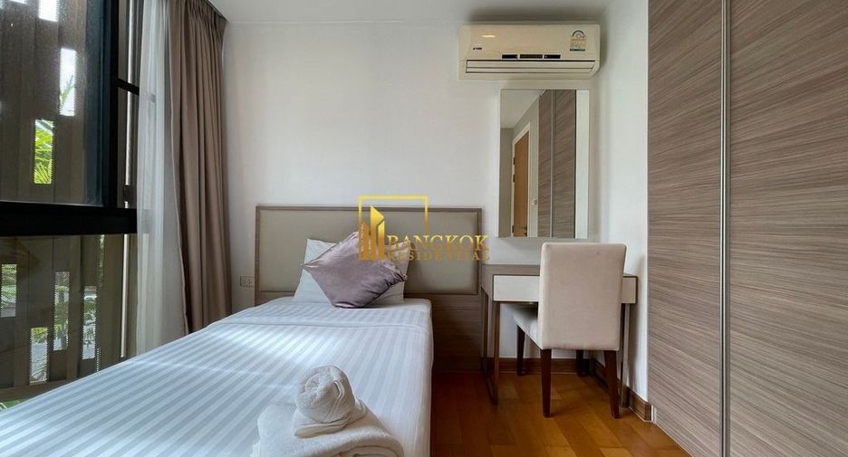 For rent 2 bedrooms serviced apartment in Watthana, Bangkok