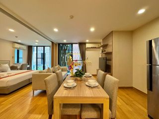 For rent 2 bedrooms serviced apartment in Watthana, Bangkok