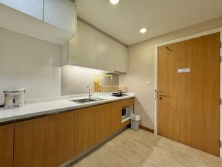 For rent 2 bedrooms serviced apartment in Watthana, Bangkok