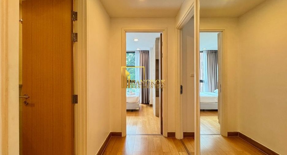 For rent 2 bedrooms serviced apartment in Watthana, Bangkok