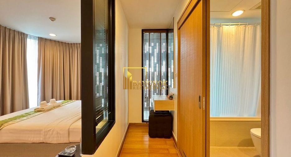 For rent 2 bedrooms serviced apartment in Watthana, Bangkok