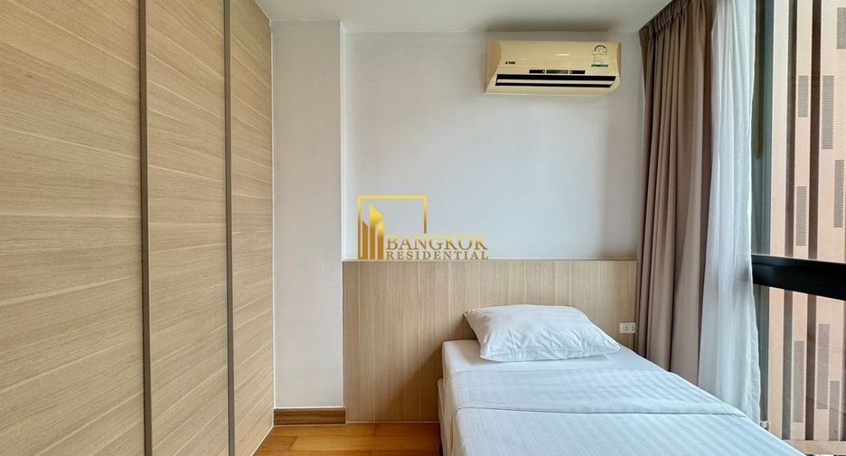 For rent 2 bedrooms serviced apartment in Watthana, Bangkok