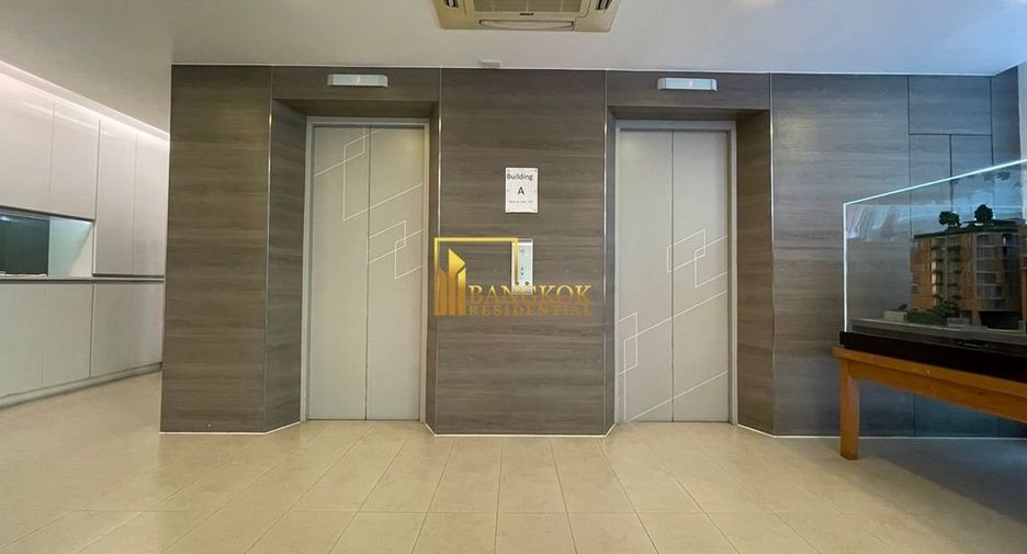 For rent 2 bedrooms serviced apartment in Watthana, Bangkok