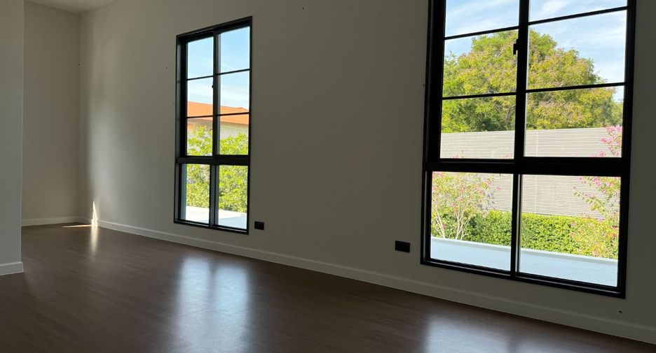 For rent 4 bed house in Bang Phli, Samut Prakan