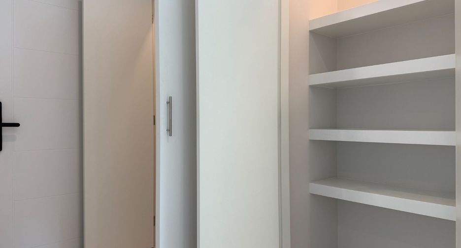 For rent 4 bed house in Bang Phli, Samut Prakan