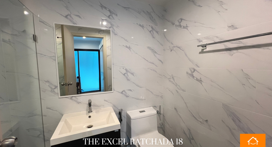 For sale 1 bed condo in Huai Khwang, Bangkok