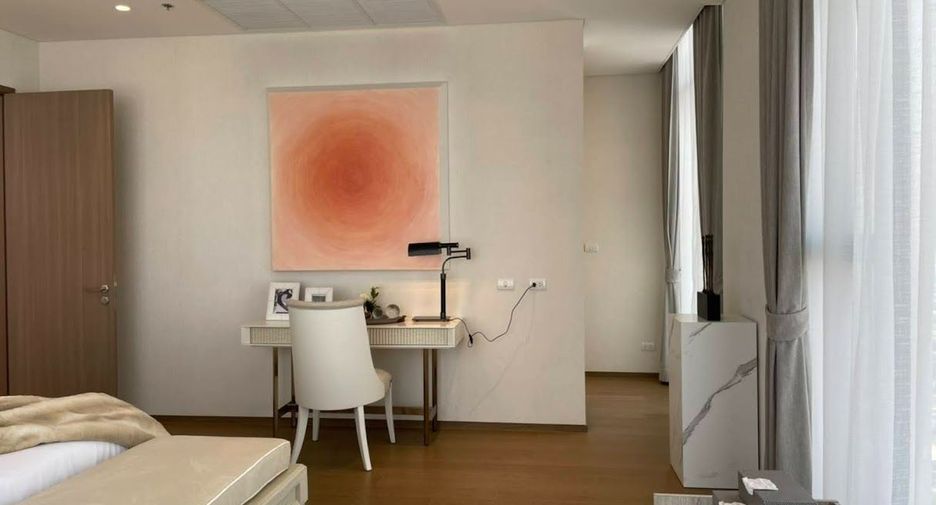 For sale 3 ベッドルーム condo in Khlong Toei, Bangkok
