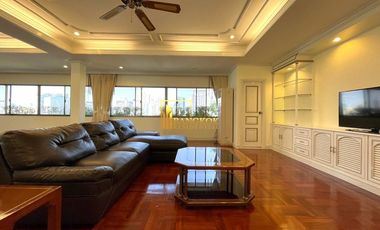 Apartamento en alquiler de 3 habitaciones en Watthana, Bangkok