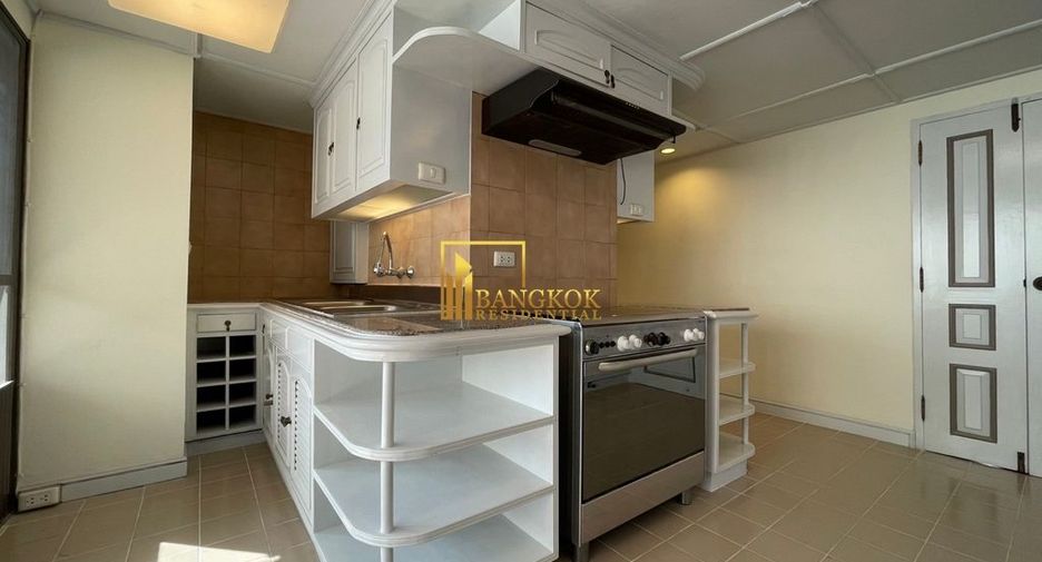 Apartamento en alquiler de 3 habitaciones en Watthana, Bangkok