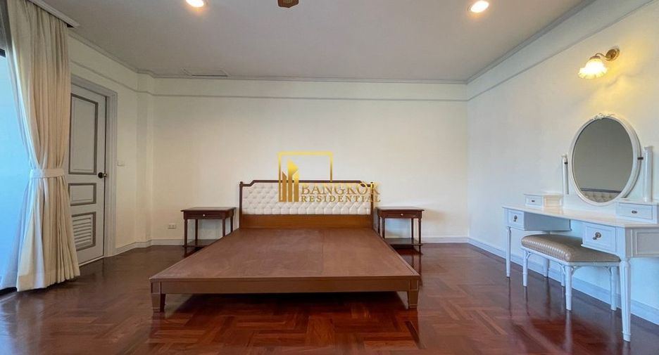 Apartamento en alquiler de 3 habitaciones en Watthana, Bangkok