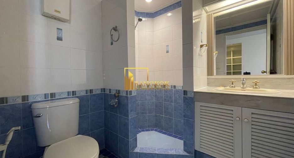 Apartamento en alquiler de 3 habitaciones en Watthana, Bangkok