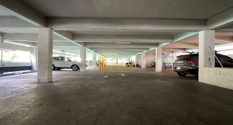 Apartamento en alquiler de 3 habitaciones en Watthana, Bangkok