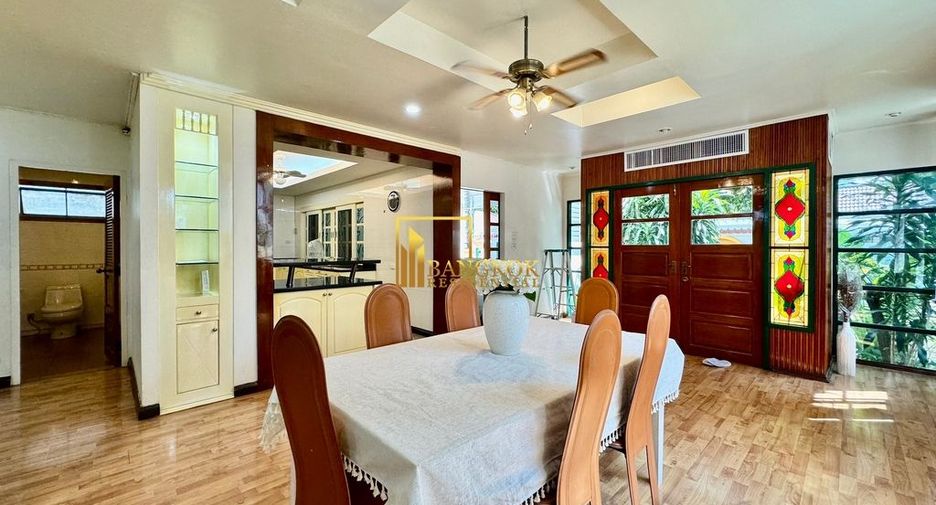 Casa en alquiler de estudio en Yan Nawa, Bangkok