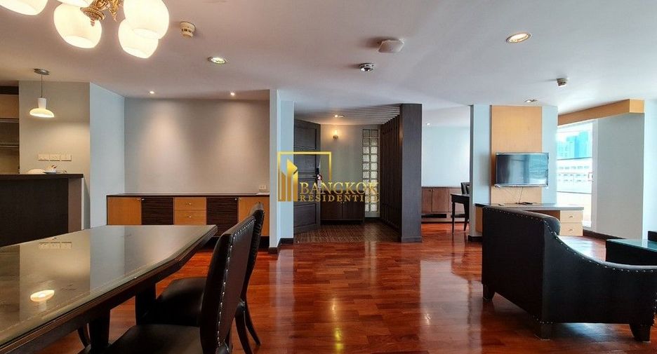 For rent 2 bedrooms apartment in Khlong Toei, Bangkok