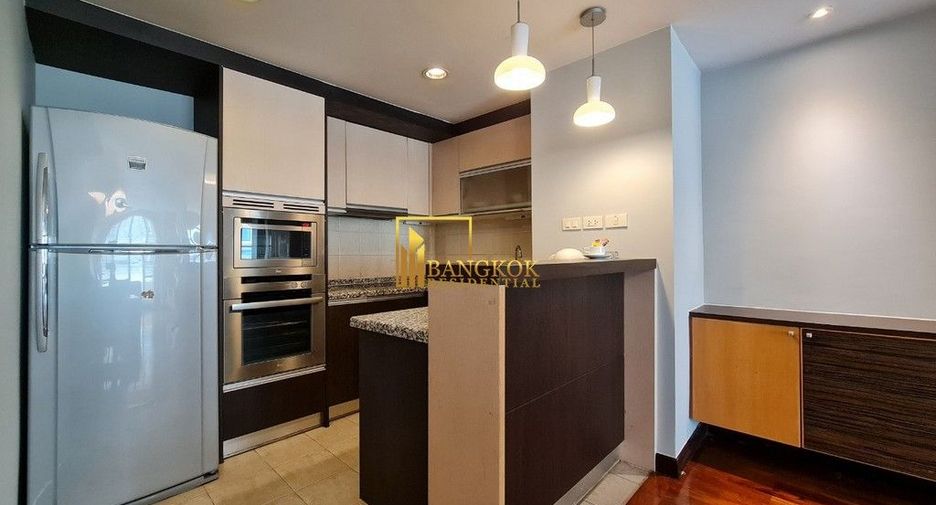 For rent 2 bedrooms apartment in Khlong Toei, Bangkok
