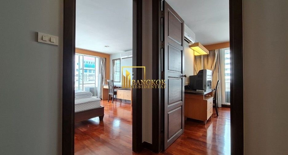 For rent 2 bedrooms apartment in Khlong Toei, Bangkok