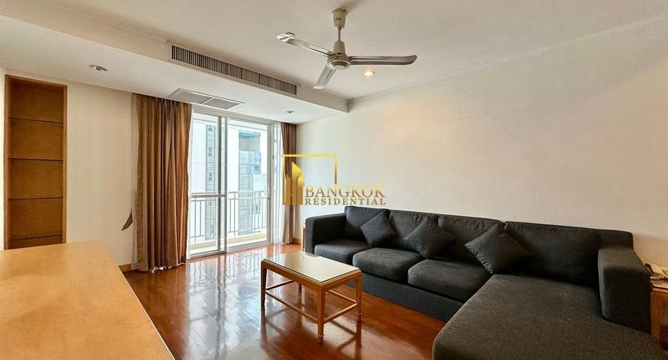 Apartamento en alquiler de 3 habitaciones en Khlong Toei, Bangkok