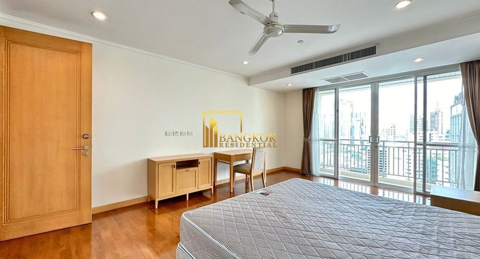 Apartamento en alquiler de 3 habitaciones en Khlong Toei, Bangkok