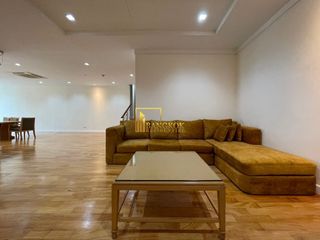For rent 3 ベッドルーム apartment in Khlong Toei, Bangkok