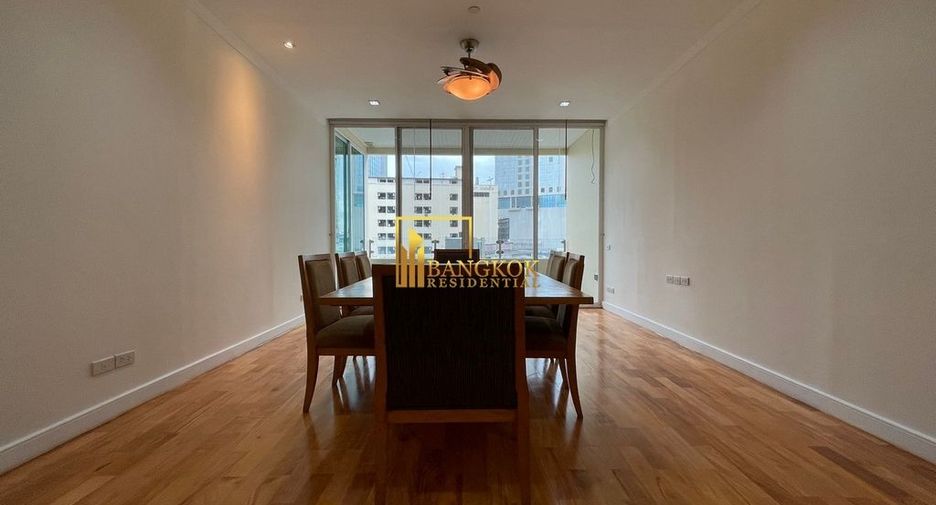 Apartment zur Miete mit 3 Zimmer in Khlong Toei, Bangkok
