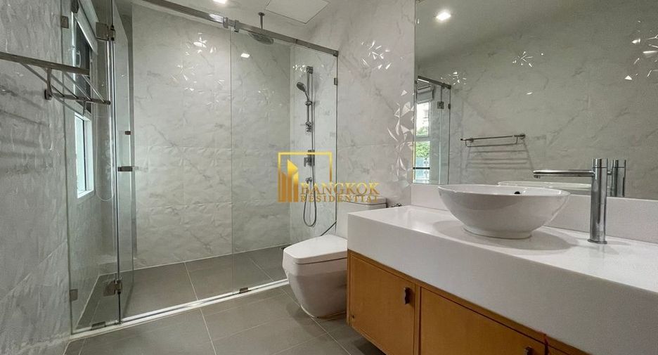 Apartment zur Miete mit 3 Zimmer in Khlong Toei, Bangkok