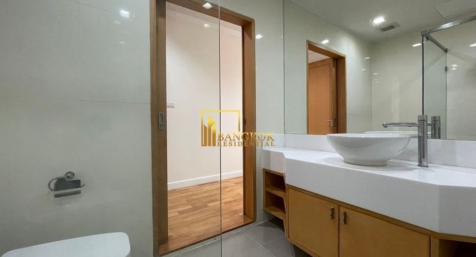 Apartment zur Miete mit 3 Zimmer in Khlong Toei, Bangkok