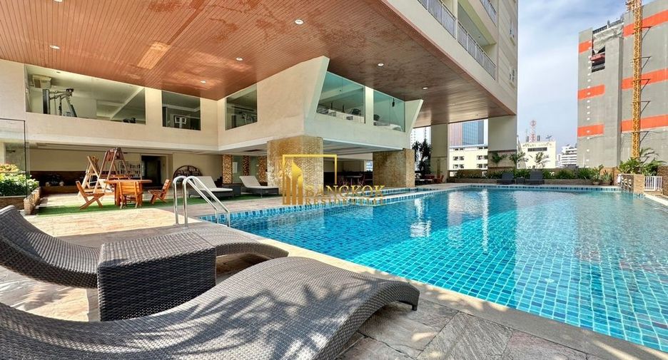 Apartment zur Miete mit 3 Zimmer in Khlong Toei, Bangkok