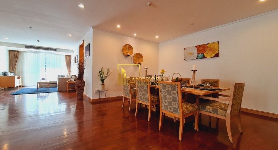 Apartment zur Miete mit 3 Zimmer in Khlong Toei, Bangkok