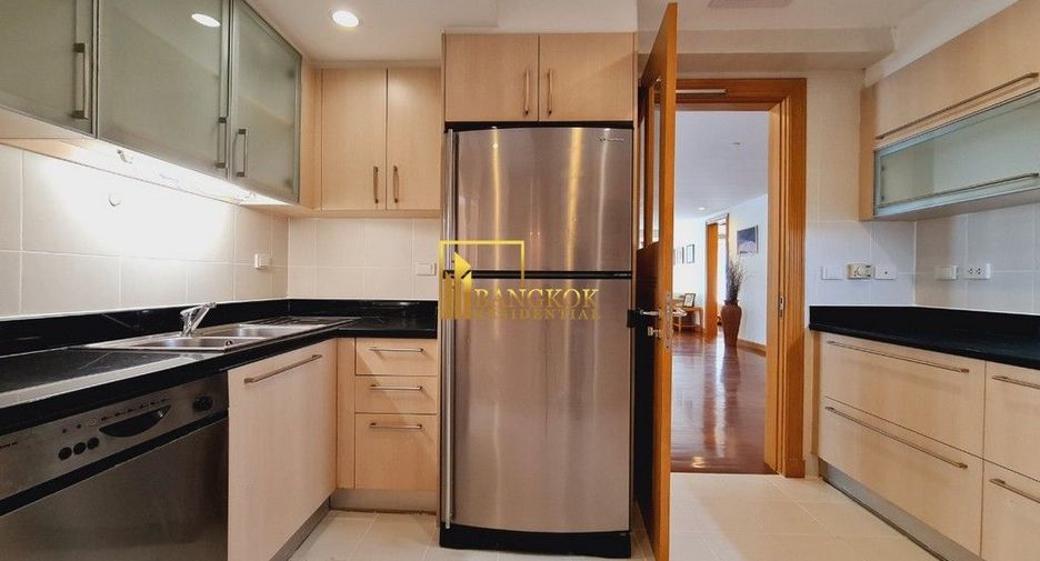 Apartment zur Miete mit 3 Zimmer in Khlong Toei, Bangkok
