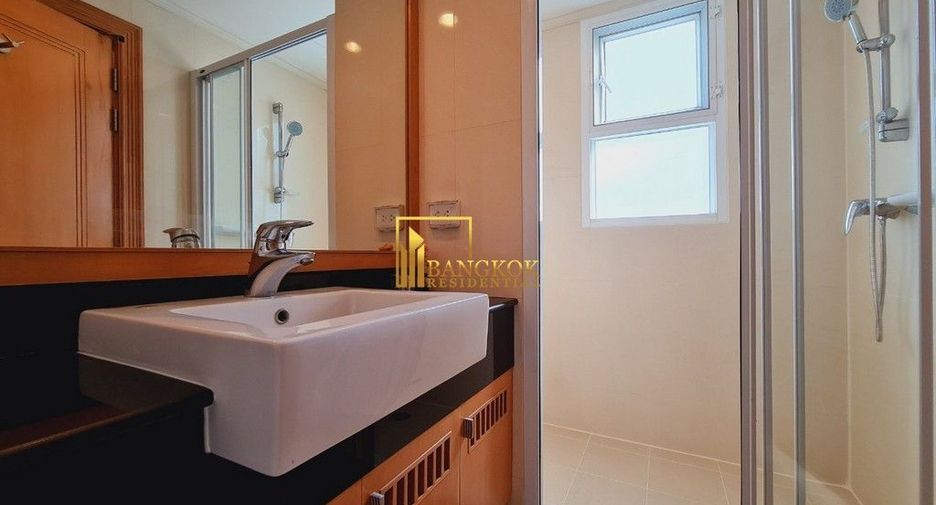 Apartment zur Miete mit 3 Zimmer in Khlong Toei, Bangkok