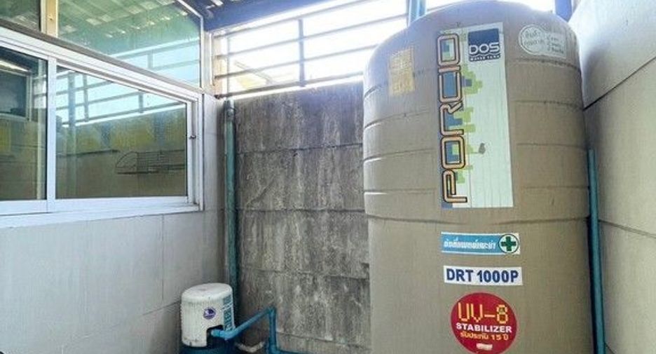 For rent and for sale 4 bedrooms townhouse in Bueng Kum, Bangkok
