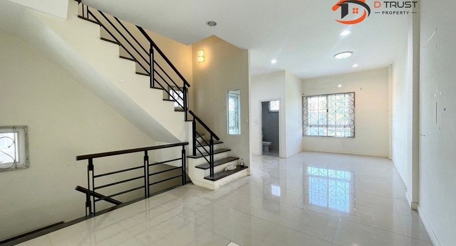 For rent and for sale 4 bedrooms townhouse in Bueng Kum, Bangkok