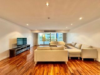 For rent 4 ベッドルーム apartment in Khlong Toei, Bangkok