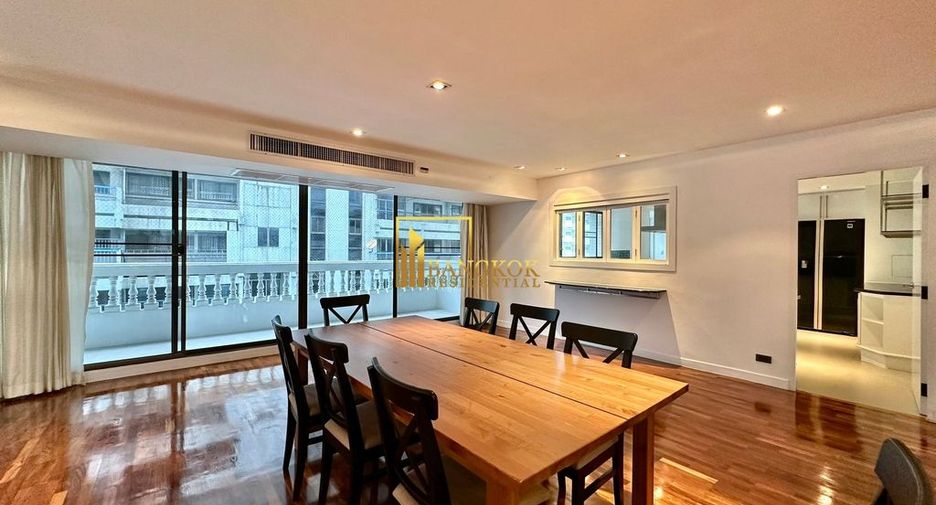 For rent 4 ベッドルーム apartment in Khlong Toei, Bangkok